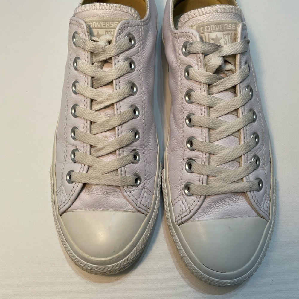 Converse Men's White Sneakers 9 SB-L